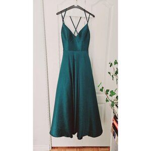 1ère Avenue Ball Gown/Prom Dress in Emerald Green Like NEW Size 4